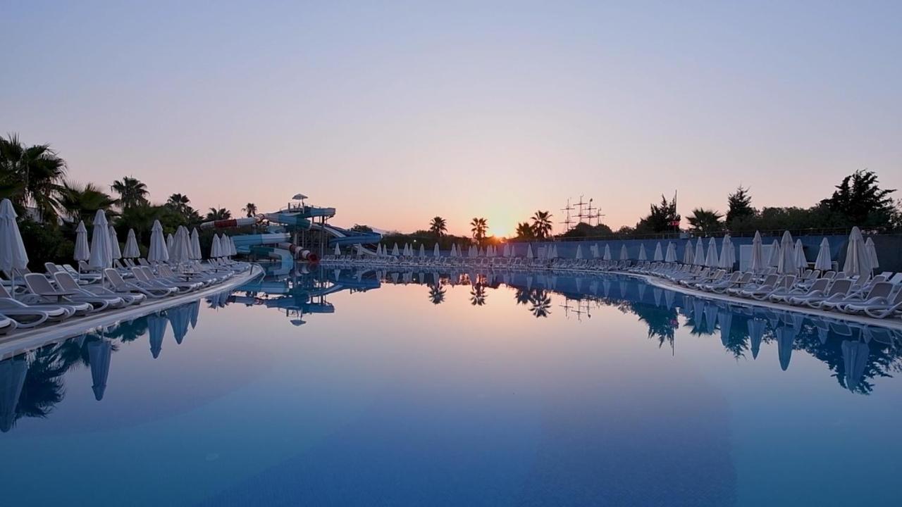 Lake River Side Hotel Spa エクステリア 写真