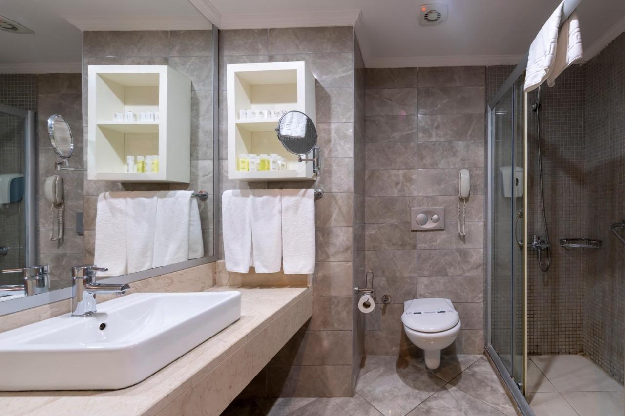 Lake River Side Hotel Spa エクステリア 写真