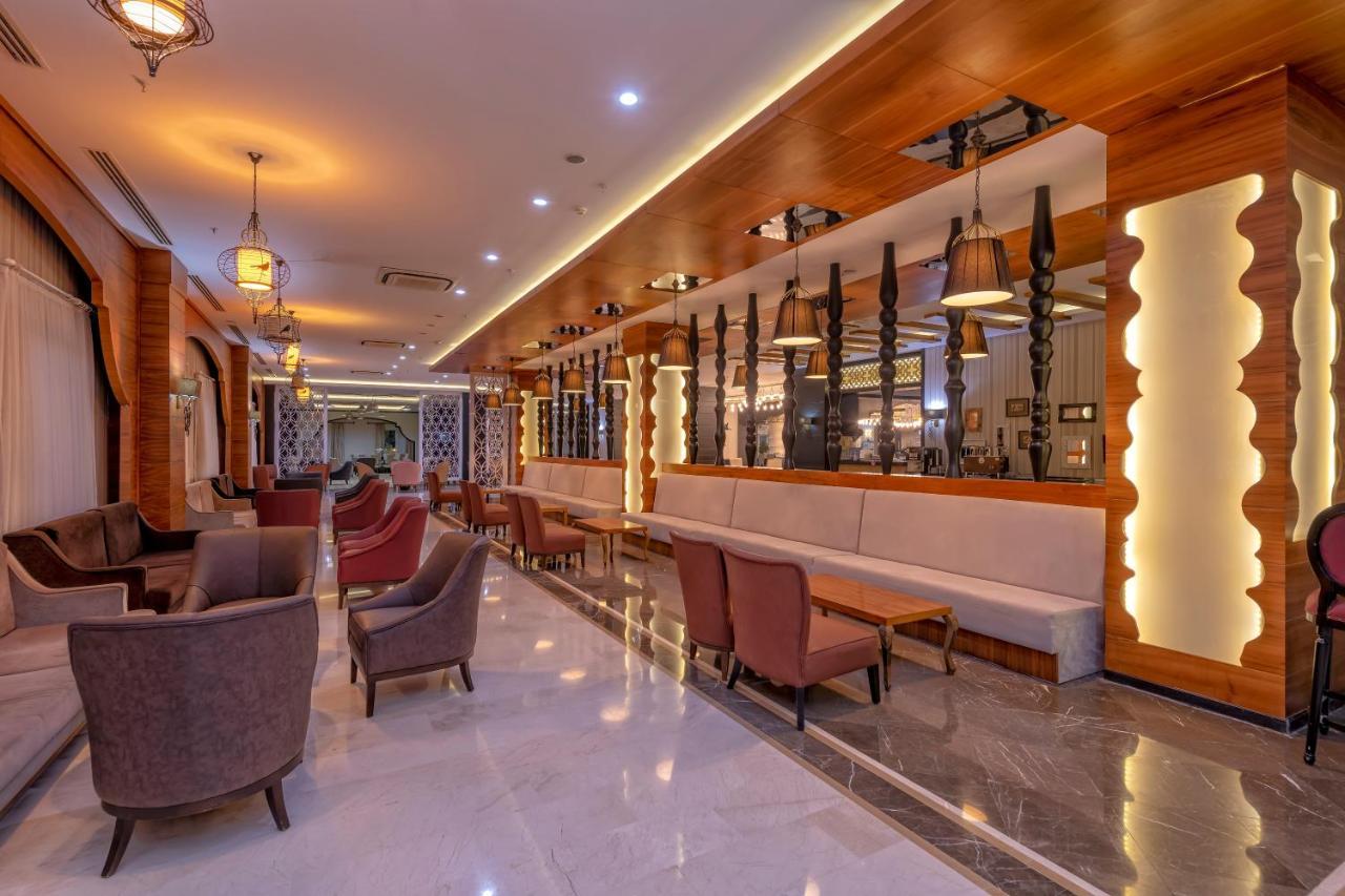 Lake River Side Hotel Spa エクステリア 写真