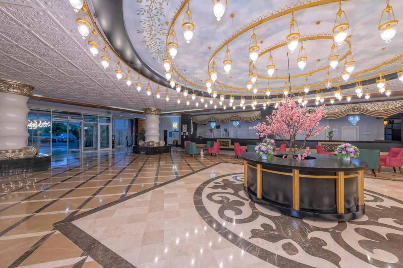 Lake River Side Hotel Spa エクステリア 写真